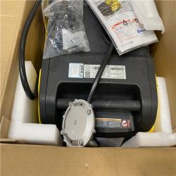 Dallas Location - As-Is (201532 )Champion Power Equipment 6500-Watt Gasoline Portable Generator