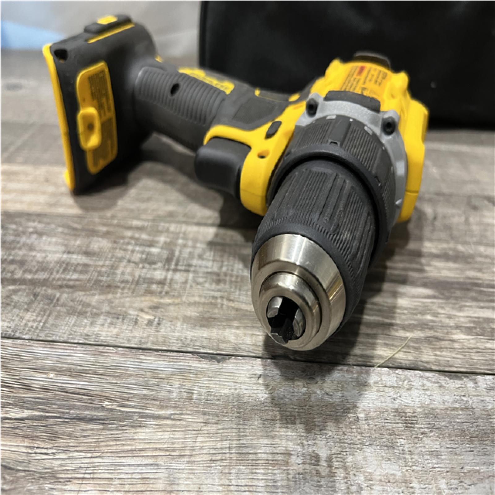 AS-IS DEWALT Atomic 20V Lithium-Ion Cordless Compact 1/2 in. Drill/Driver Kit