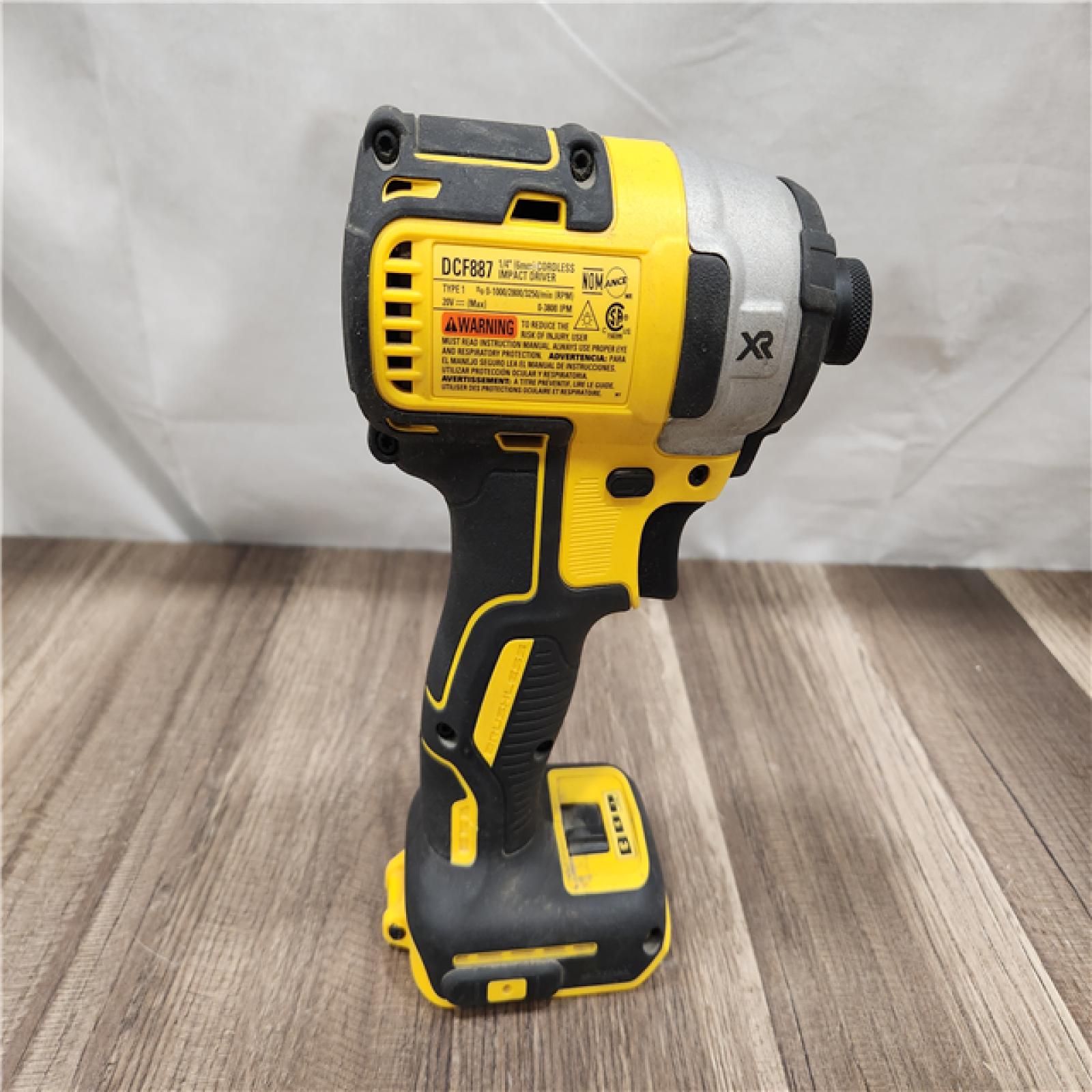 AS-IS- Dewalt 20-Volt 1/4-Inch 3-Speed Brushless Impact Driver  (TOOL ONLY)