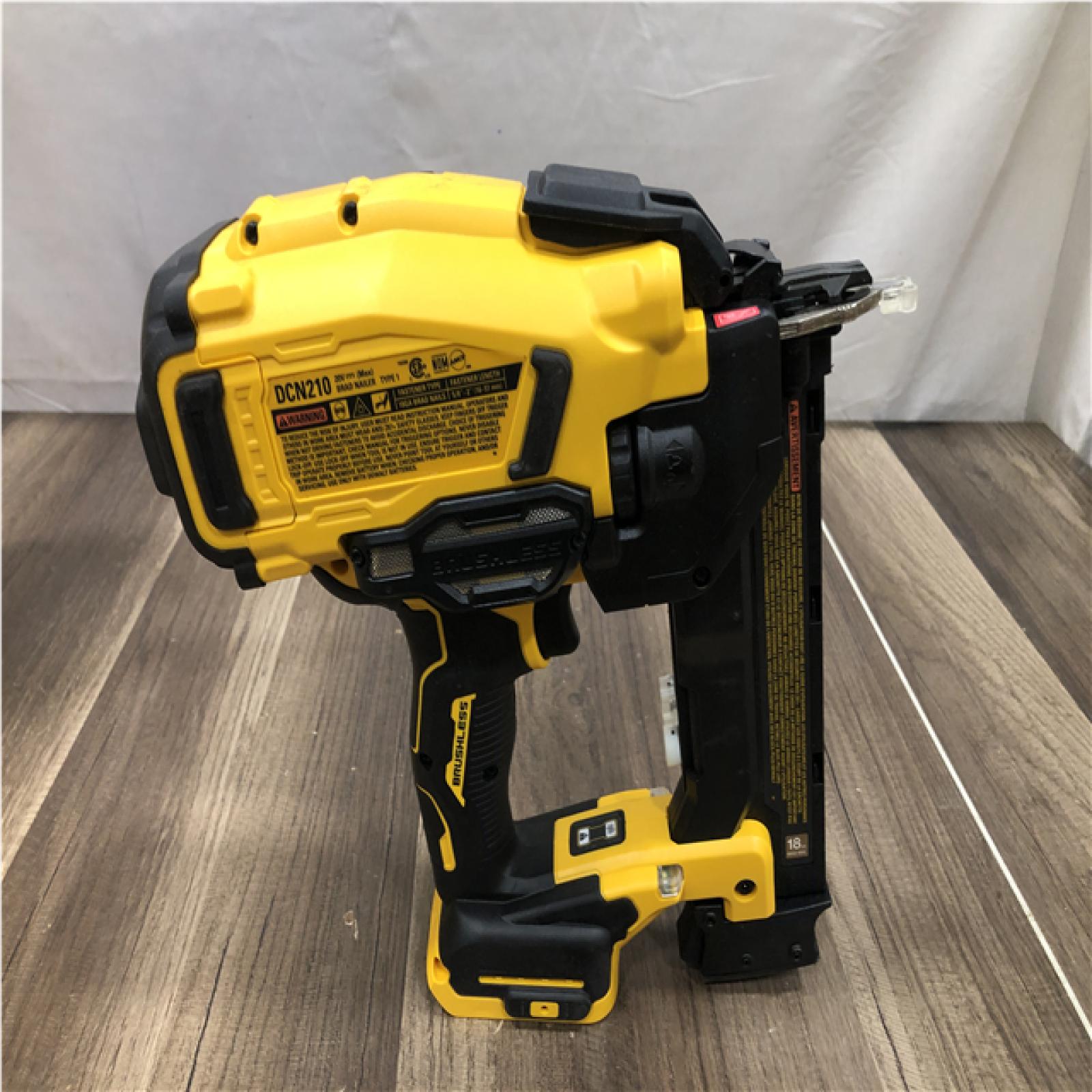 AS-IS DEWALT 20V MAX XR 18 Gauge Cordless Brad Nailer (Tool Only)
