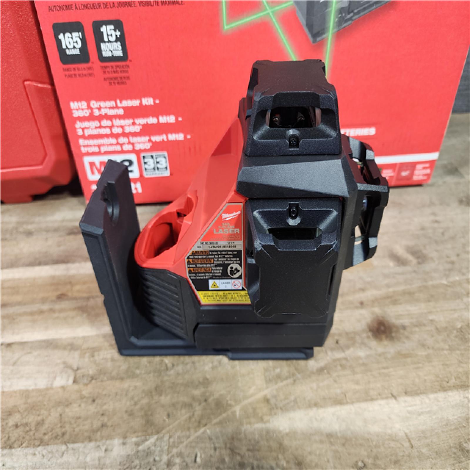 HOUSTON LOCATION - AS-IS (APPEARS LIKE NEW) Milwaukee 12-Volt Lithium-Ion Cordless Green 250 ft. 3-Plane Laser Level Kit