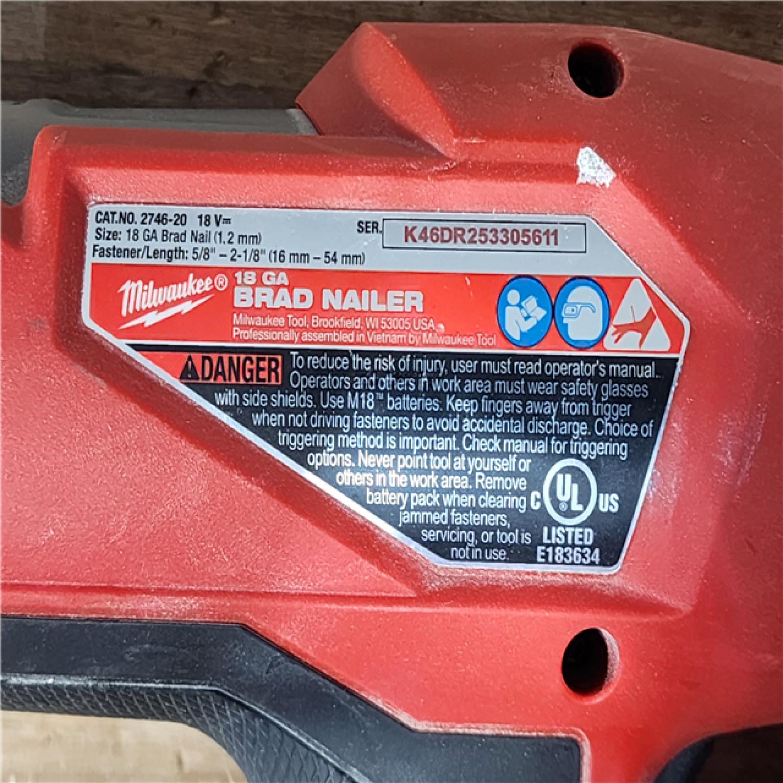 HOUSTON LOCATION - AS-IS Milwaukee FUEL 18-Volt Lithium-Ion Brushless Cordless Gen II 18-Gauge Brad Nailer (Tool-Only)