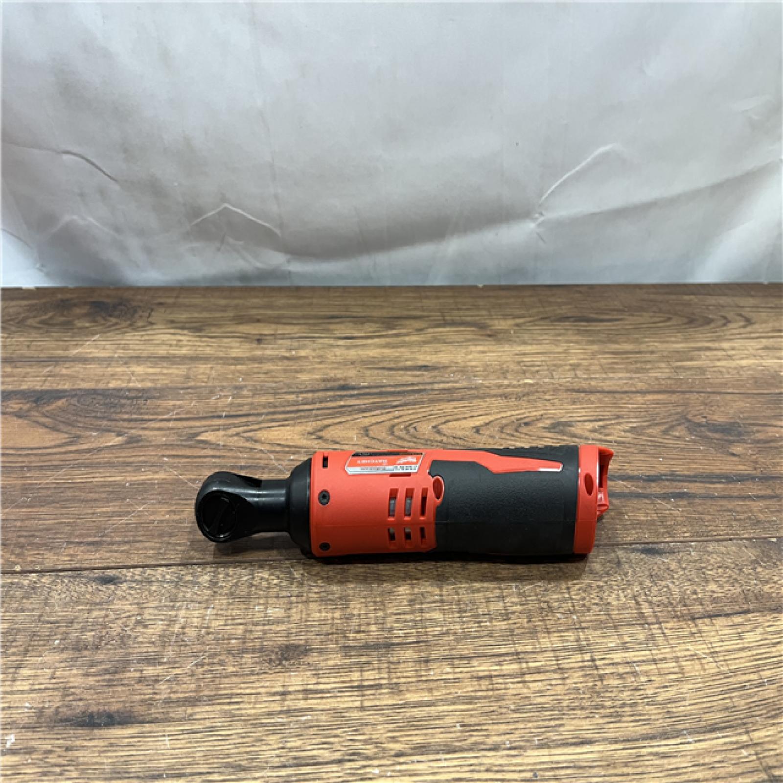 AS-IS Milwaukee Cordless 3/8 in. Ratchet Kit