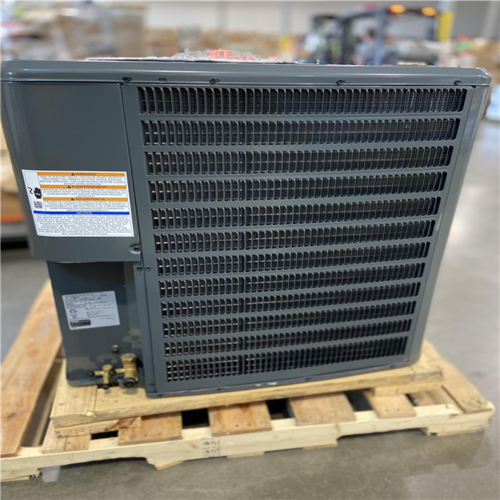 DALLAS LOCATION - Goodman 4 Ton 14.3 SEER2 Heat Pump Condenser