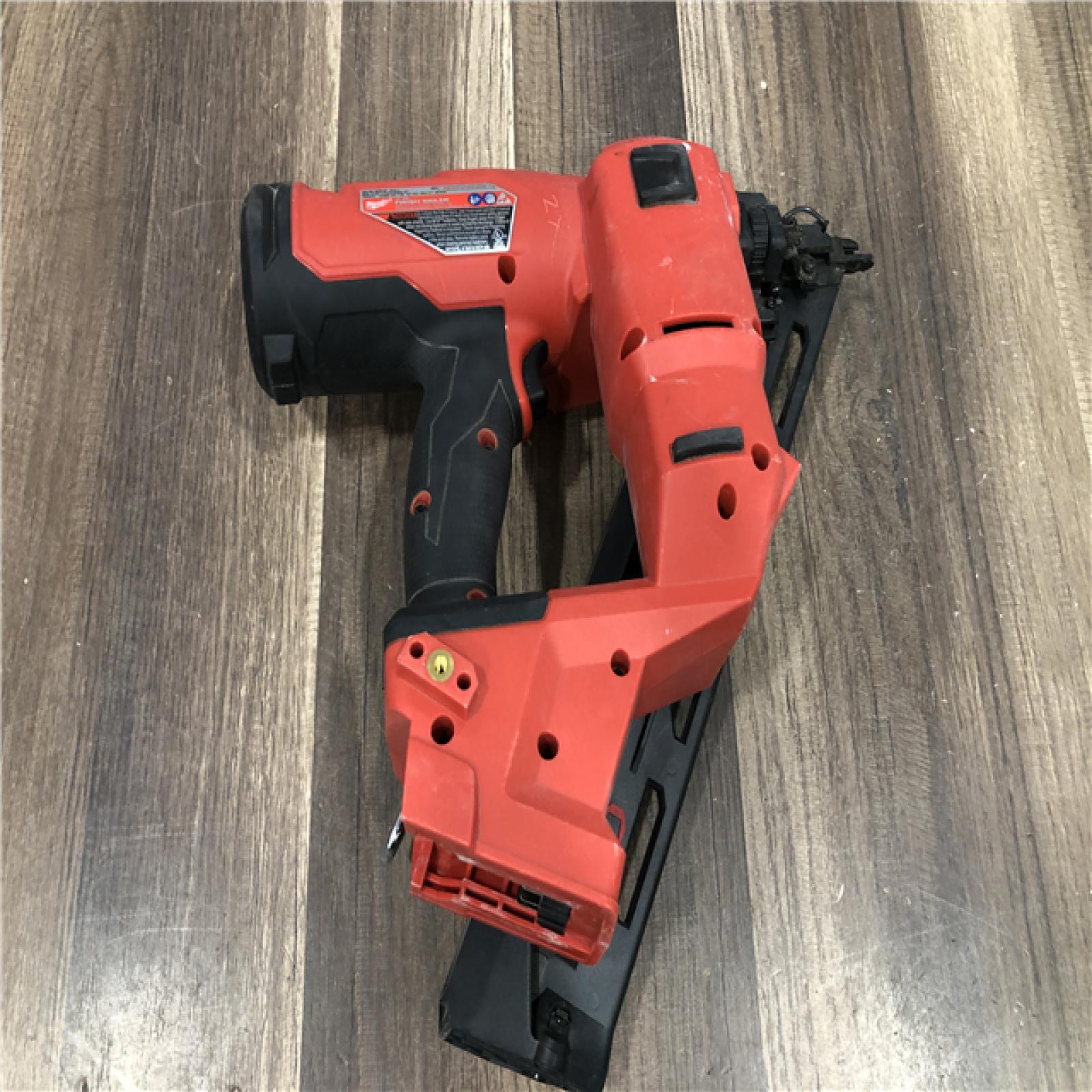 AS-IS Milwaukee FUEL 18-Volt Lithium-Ion Brushless Cordless Gen II 15-Gauge Angled Finish Nailer (Tool-Only)