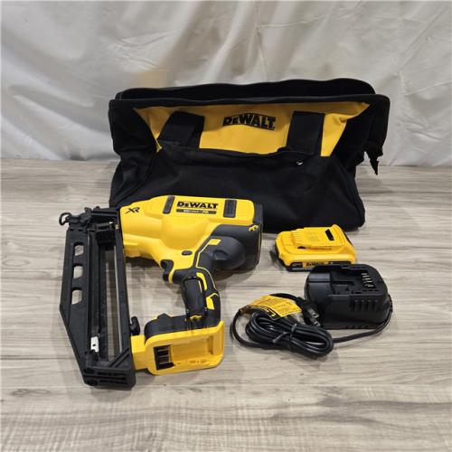 AS-IS DeWalt 20V 16 Gauge Cordless Angled Finish Nailer Kit