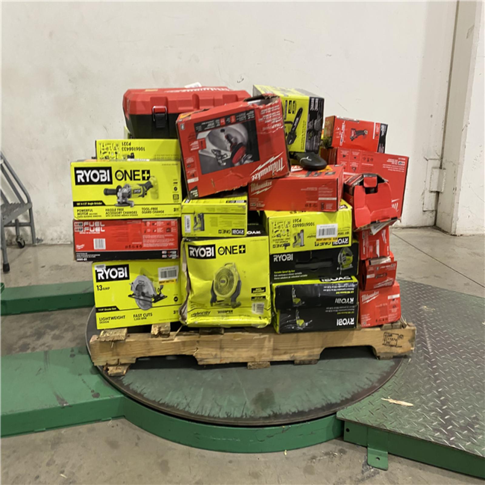 Dallas Location - As-Is Tool Pallet