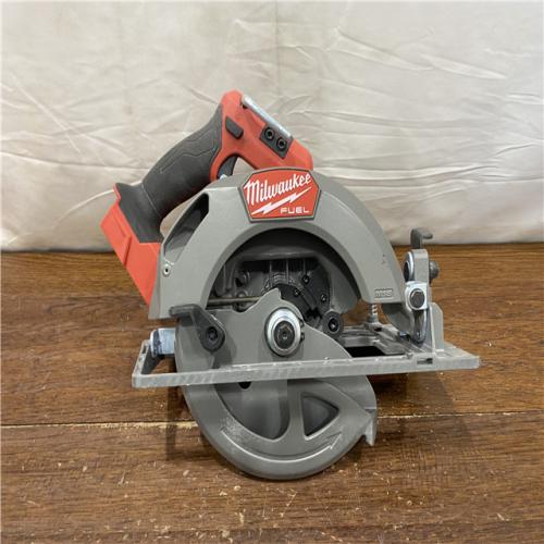AS-IS Milwaukee Tools M18 FUEL 7-1/4 Circular Saw (Tool Only) 2834-20
