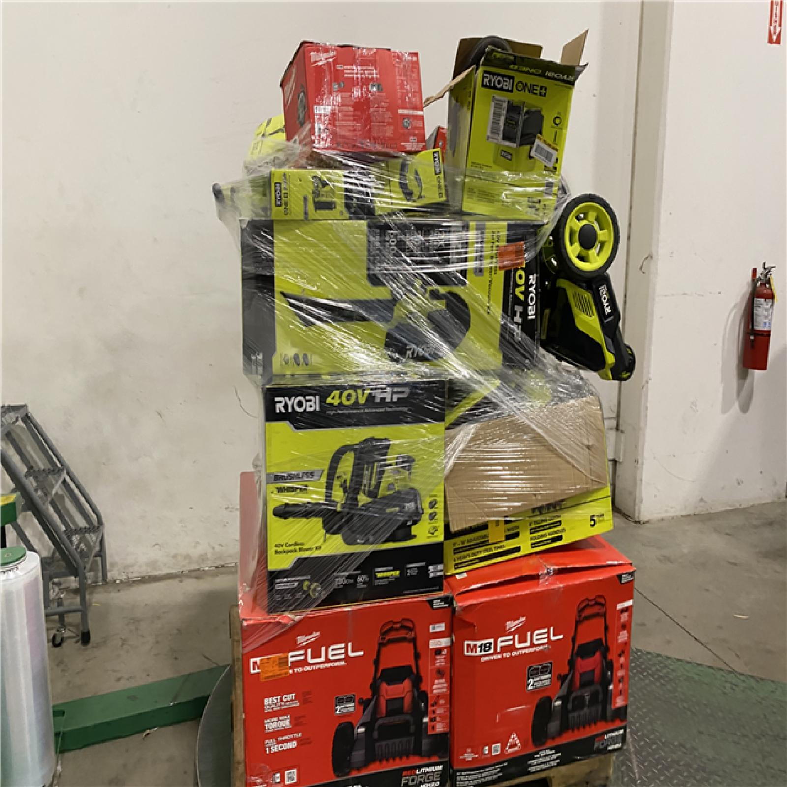 Dallas Location - As-Is Tool Pallet