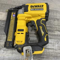 AS-IS DEWALT ATOMIC 20V MAX Lithium Ion Cordless 23 Gauge Pin Nailer Kit