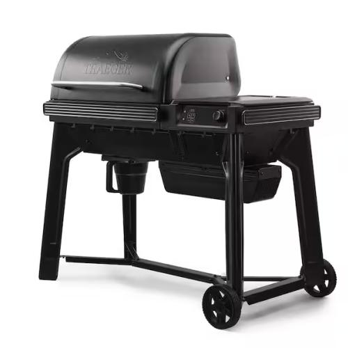 DALLAS LOCATION - Traeger Woodridge Wi-Fi Pellet Grill and Smoker in Black