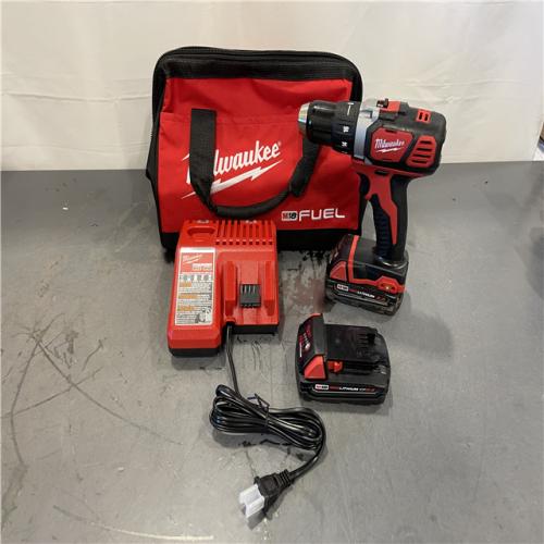 AS-IS - Milwaukee M18 18V Lithium-Ion Cordless 1/2 in. Drill Driver Kit