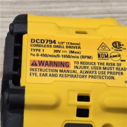 AS-IS DEWALT ATOMIC COMPACT SERIES 20V MAX* Cordless 1/2 Drill/Driver Kit