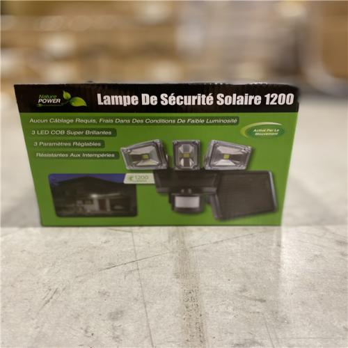 DALLAS LOCATION NEW! - NATURE POWER Outdoor Solar Security Light 1500 Lumens - (19 Units)