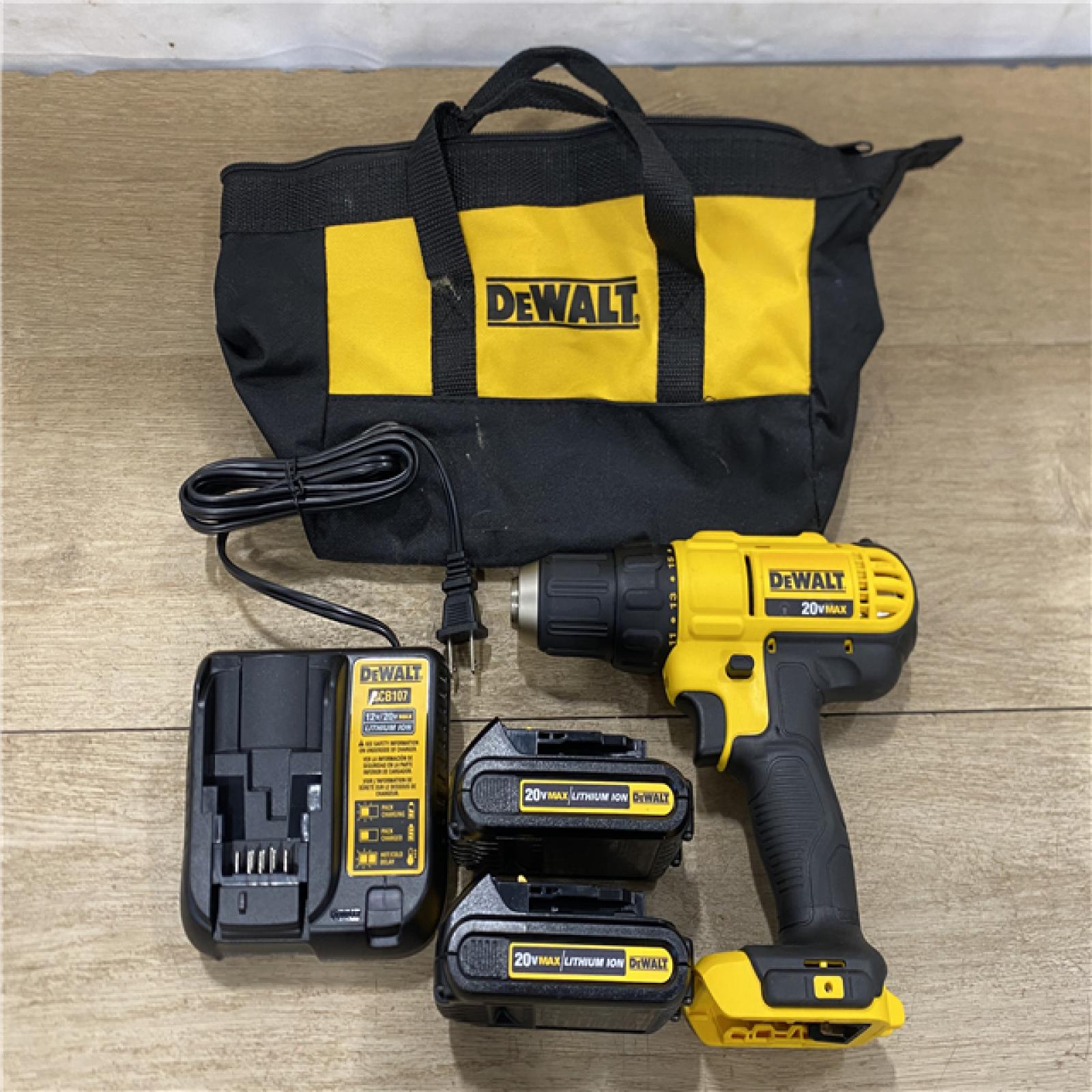 AS-IS DEWALT 20V MAX Cordless 1/2 in. Drill/Driver Kit