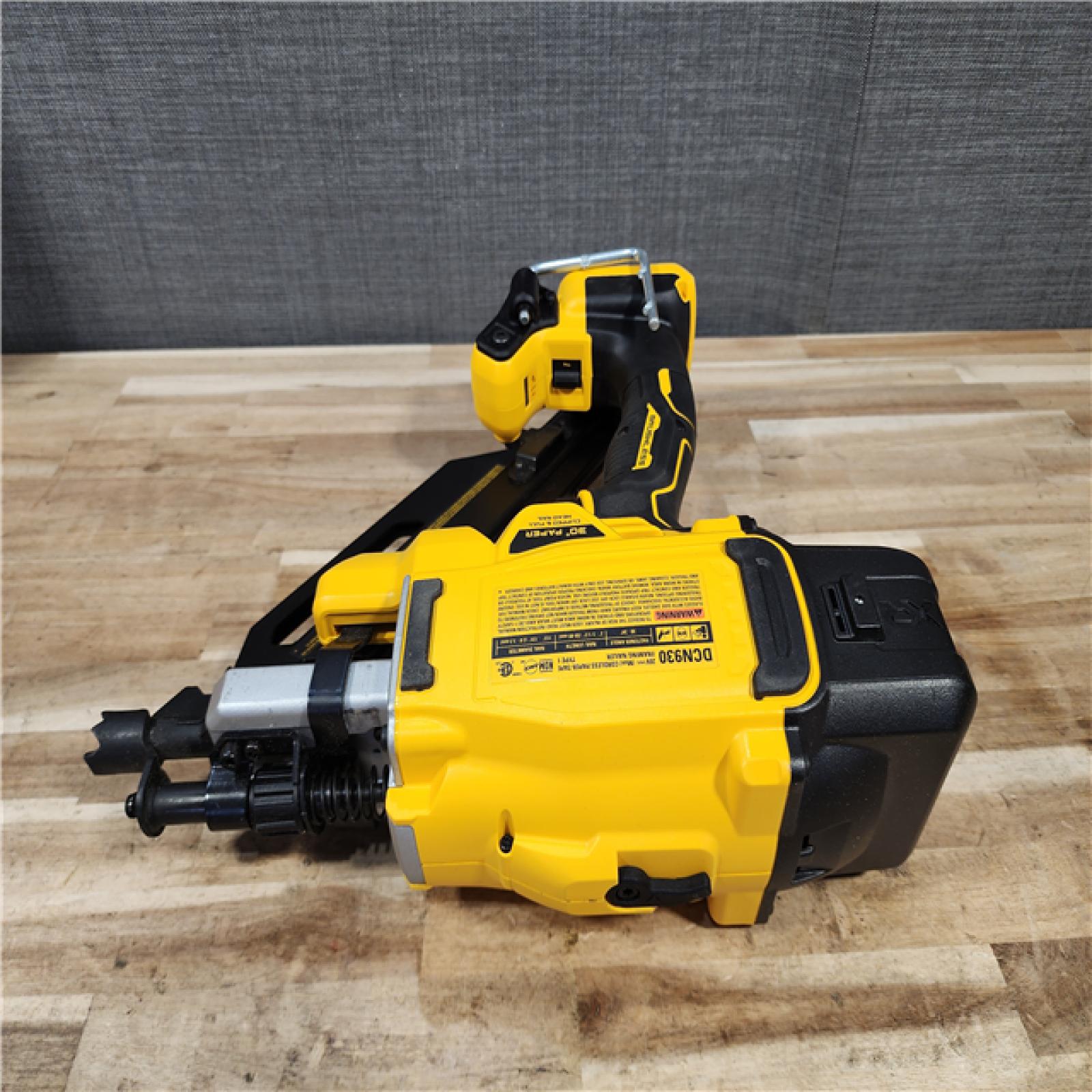 HOUSTON LOCATION - AS-IS DEWALT 20V 30 Degree Cordless Framing Nailer (Tool-Only)