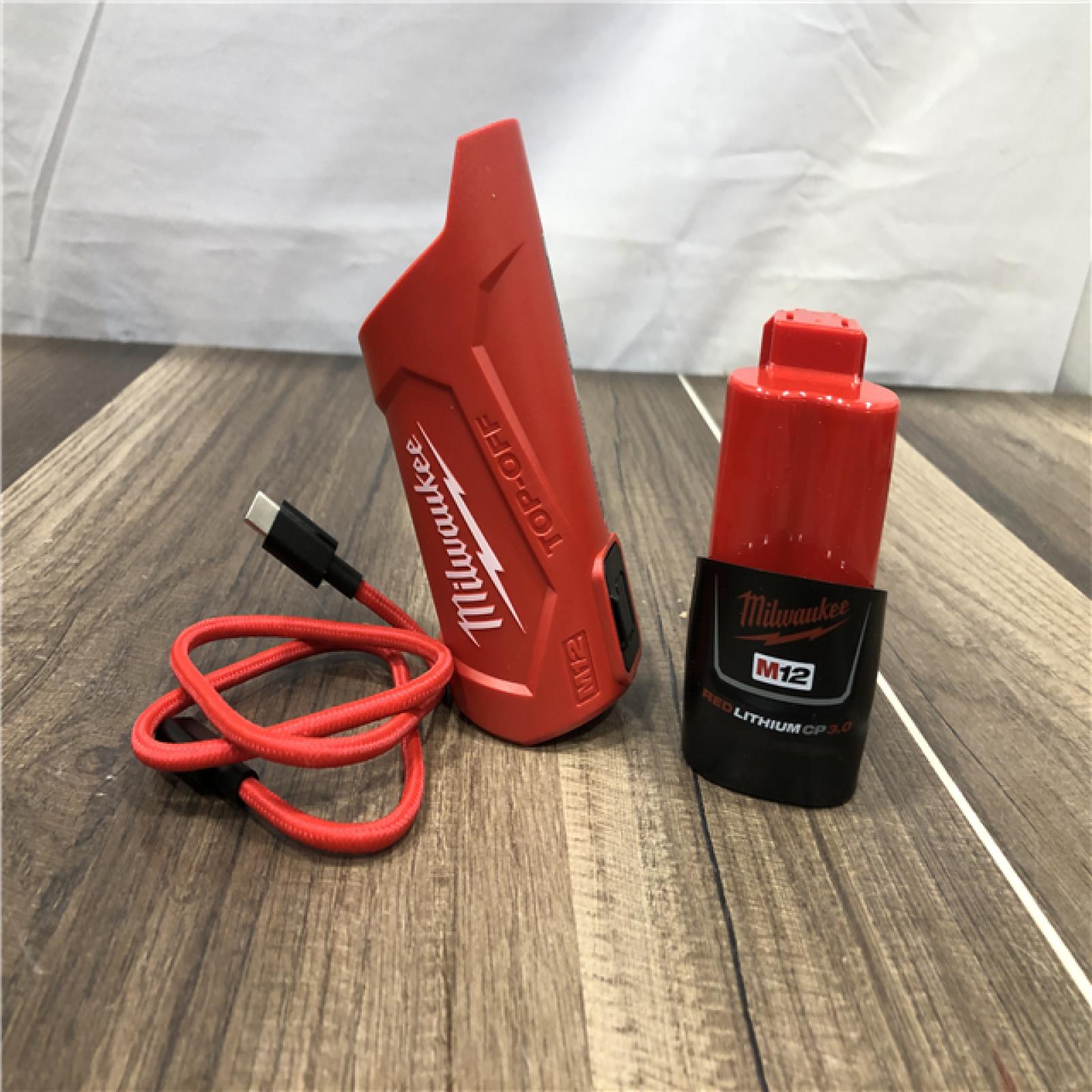 AS-IS Milwaukee Men's 3X-Large 12V Lithium-Ion Cordless AXIS Black Heated Jacket Kit