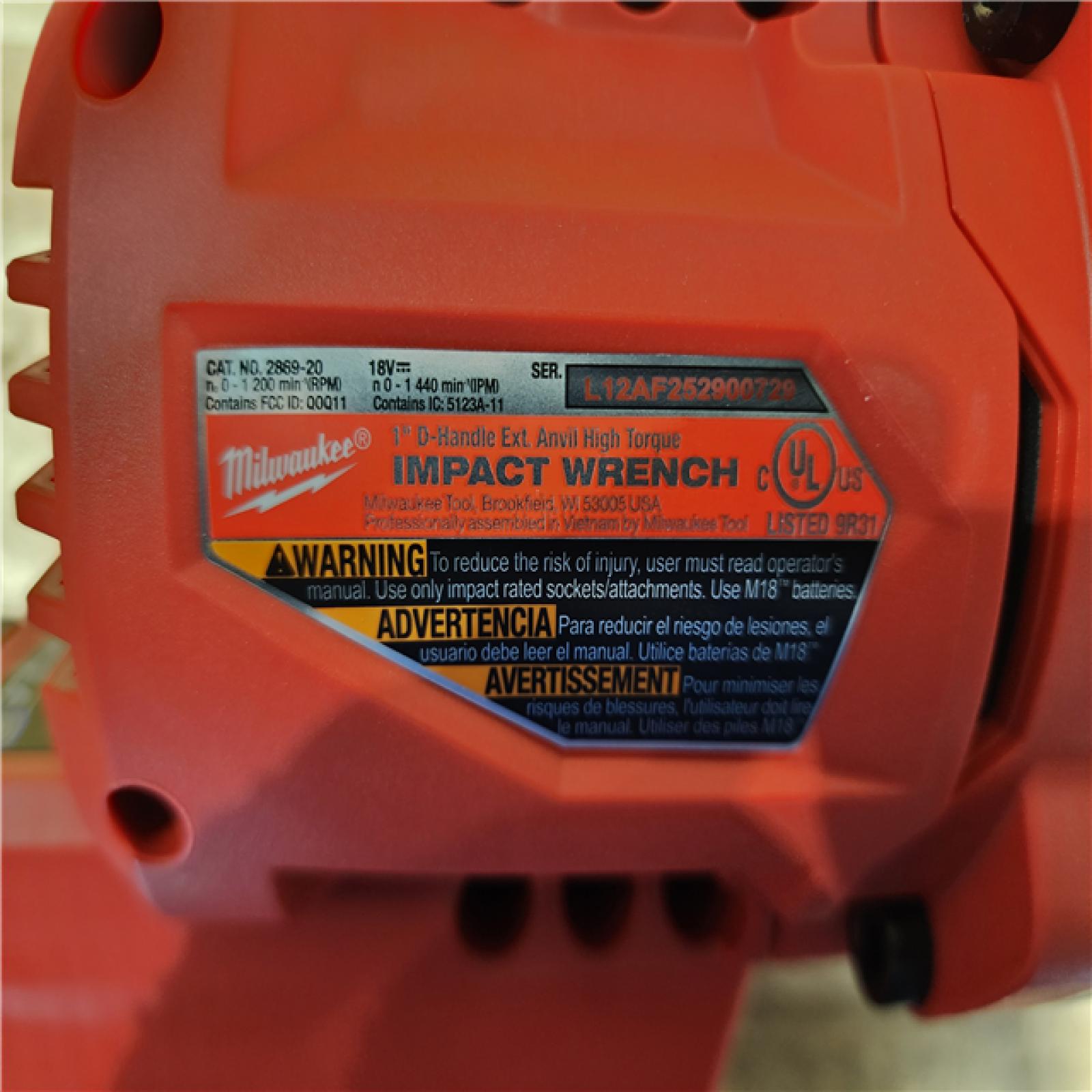 HOUSTON LOCATION - AS-IS (APPEARS LIKE NEW) Milwaukee FUEL 18V Lithium-Ion Brushless Cordless 1 in. Impact Wrench Extended Reach D-Handle Kit