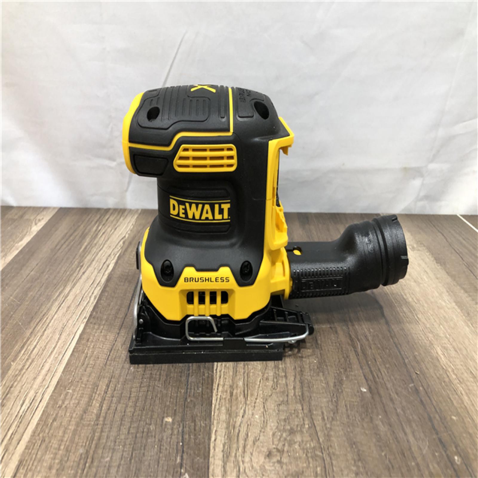 AS-IS DEWALT 20V MAX XR Cordless Brushless 1/4 Sheet Variable Speed Sander (Tool Only)