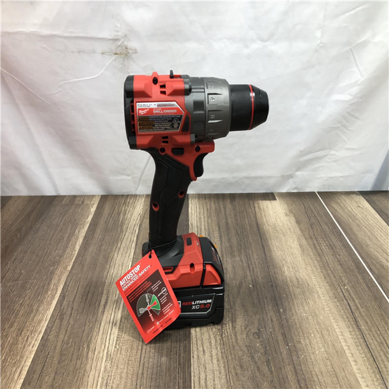 AS-IS Milwaukee FUEL 18V Lithium-Ion Brushless Cordless 1/2 in. Drill/Driver Kit