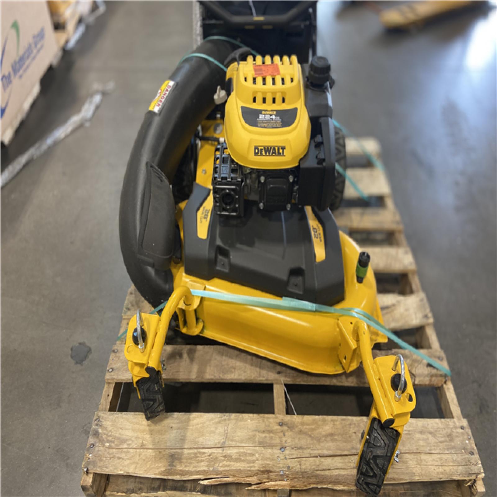 DALLAS LOCATION - DEWALT 28 in. 224cc E-GOV Engine 3-in-1 Gas RWD Self-Propelled Lawn Mower with High Rear Wheels