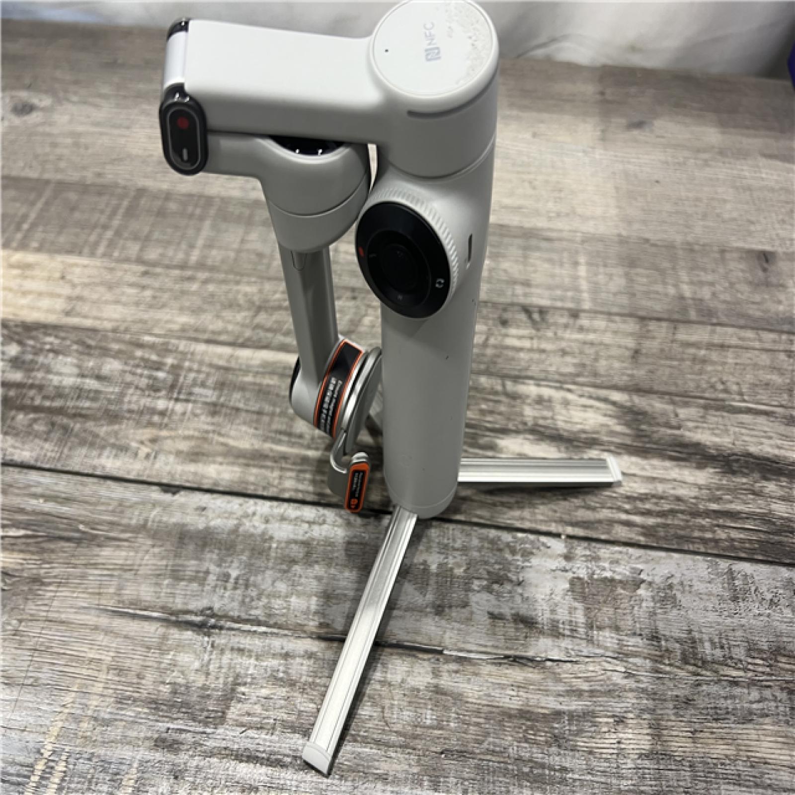 AS-IS Insta360 Flow 2 Pro Ultimate al Tracking Stabilizer