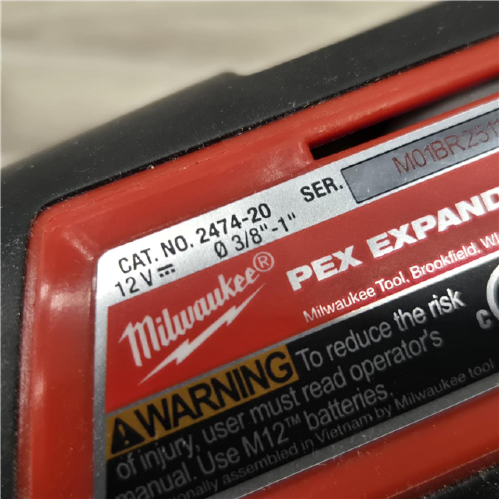AS-IS Milwaukee M12 12V Cordless PEX Expansion Tool Kit