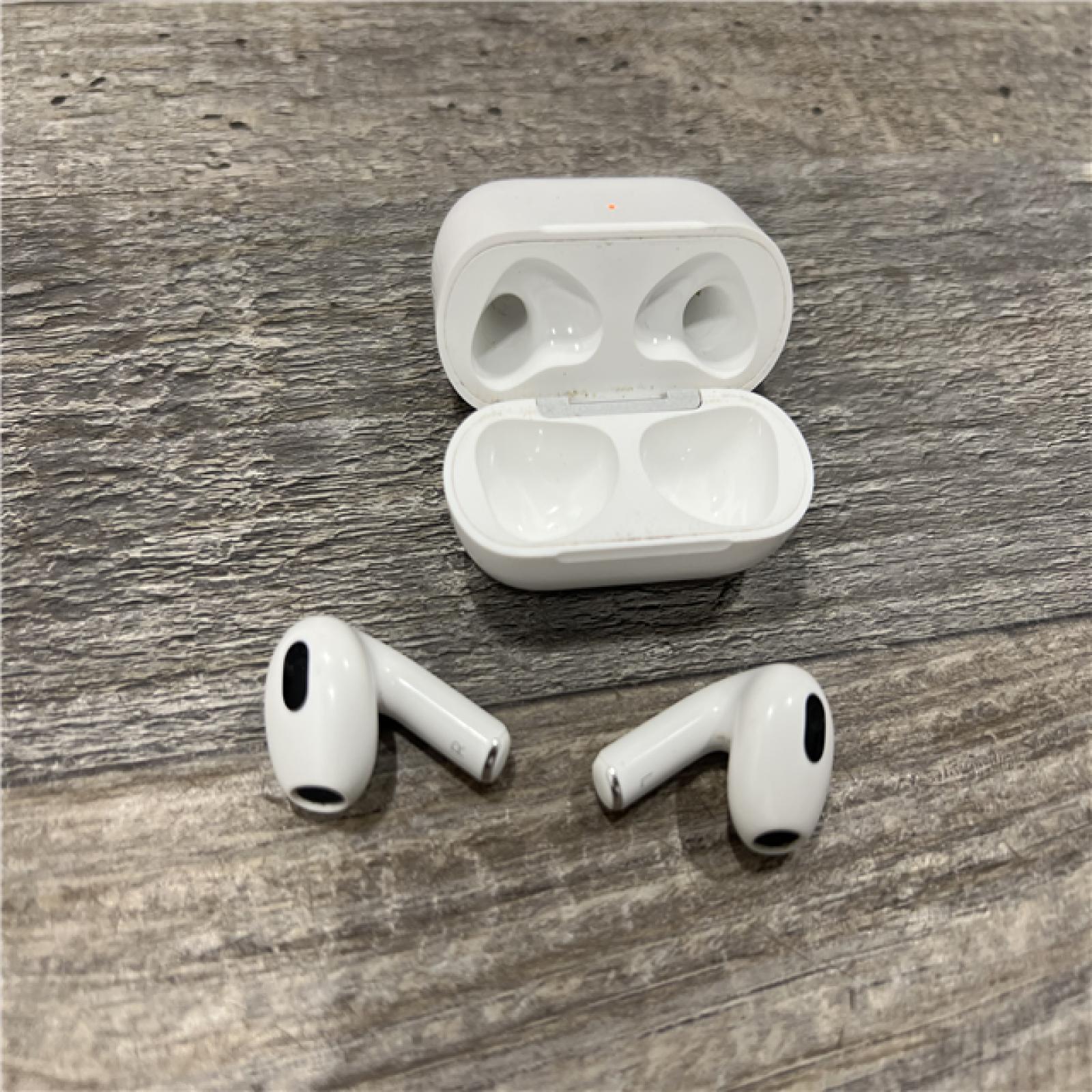 AS-IS AirPods (3rd Generation) with Lightning Charging Case