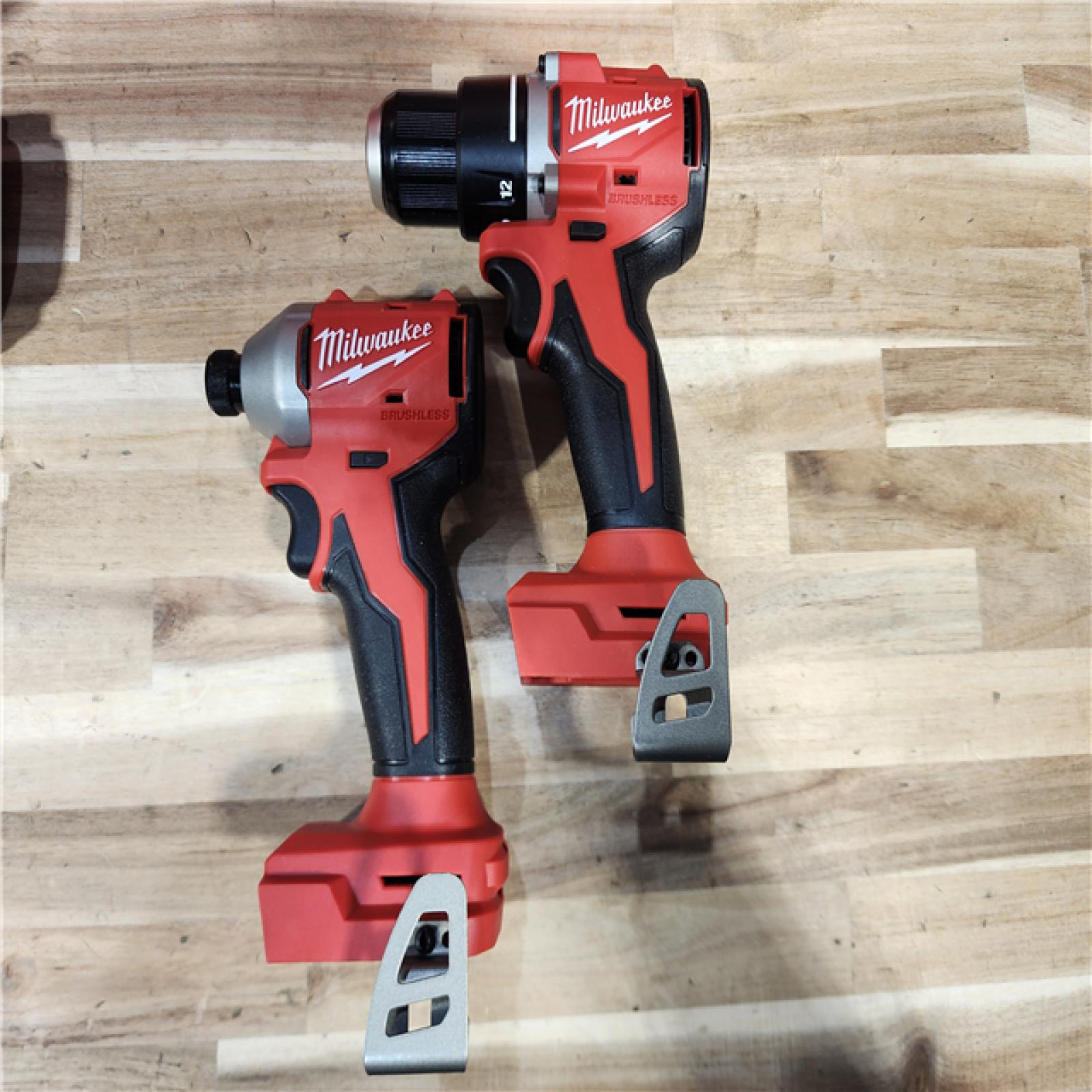HOUSTON LOCATION - AS-IS Milwaukee 18V Lithium-Ion Brushless Cordless Compact Drill/Impact Combo Kit