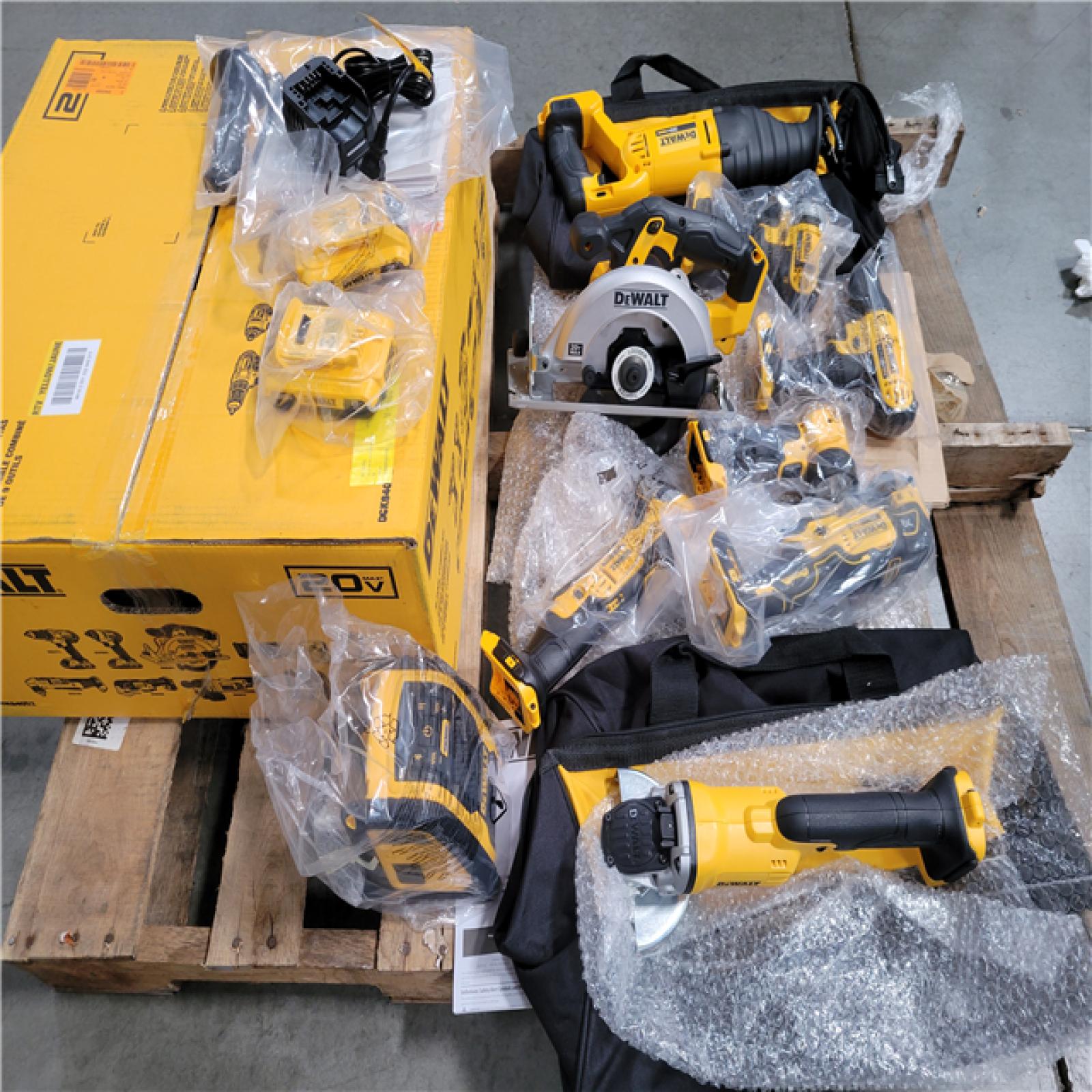 CALIFORNIA AS-IS DEWALT 9 TOOL COMBO KIT