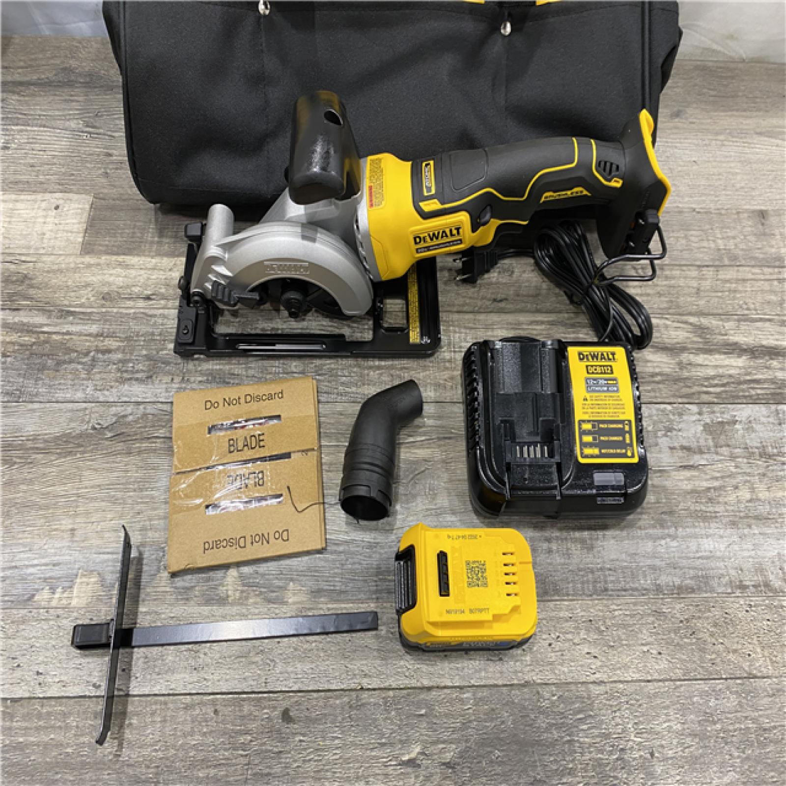 AS-IS DEWALT Atomic 20-Volt Maximum Lithium-Ion Cordless Brushless 4-1/2 in. Circular Saw Kit