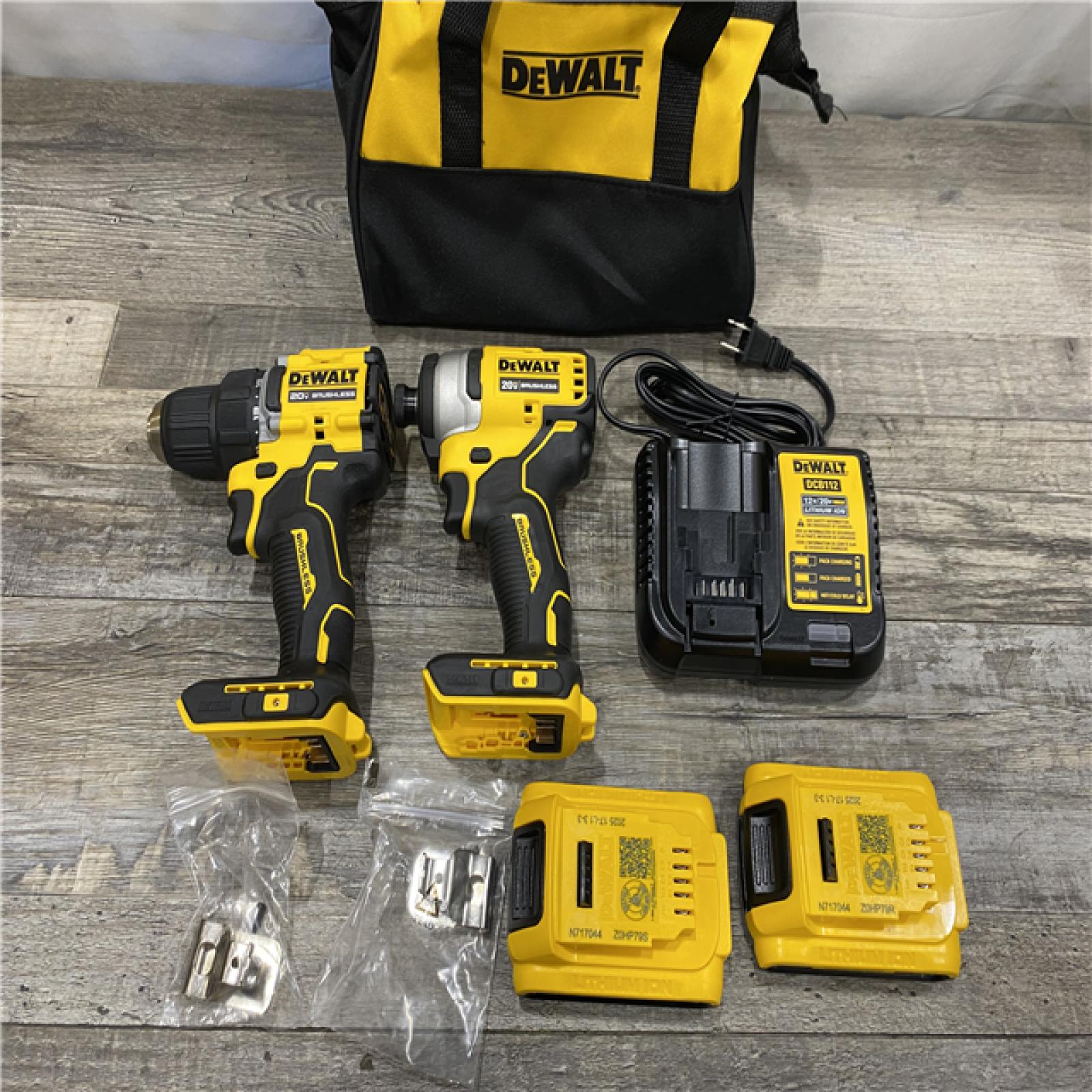 AS-IS DEWALT ATOMIC 20-Volt MAX Lithium-Ion Cordless Combo Kit