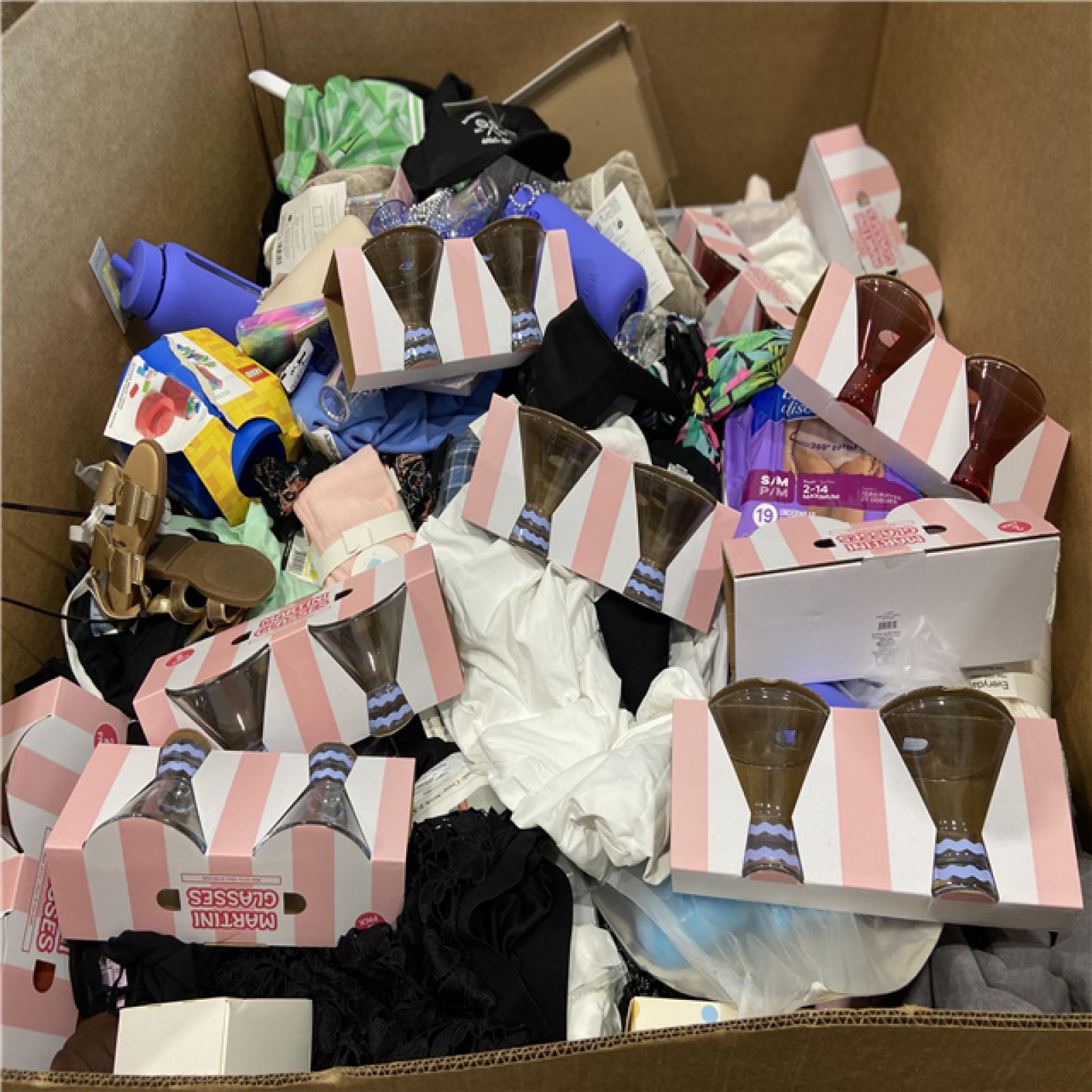 DALLAS LOCATION - BULLSEYE CLOTHING, HOME GOODS PALLET