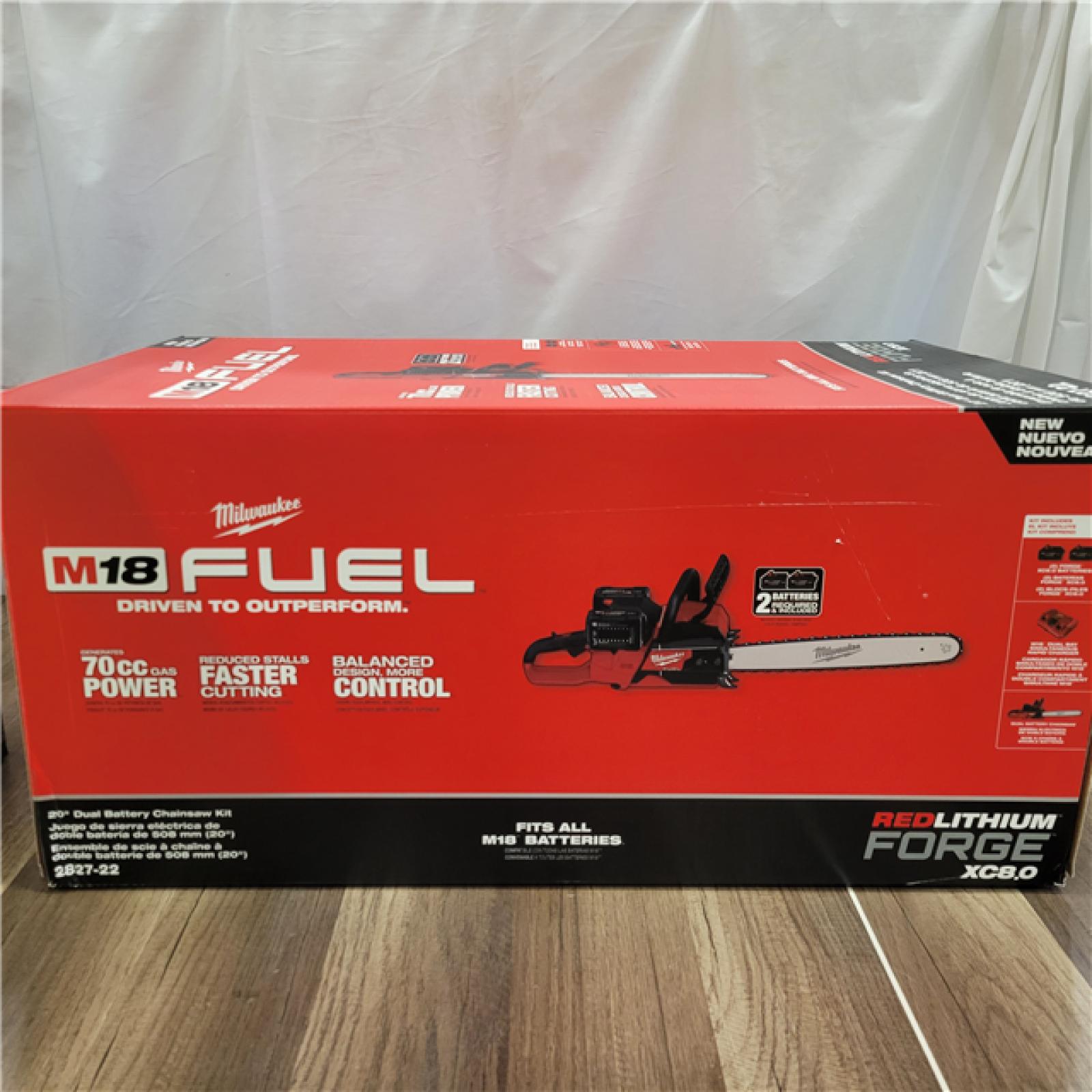NEW! Milwaukee M18 FUEL Cordless 20 in. Chainsaw Kit