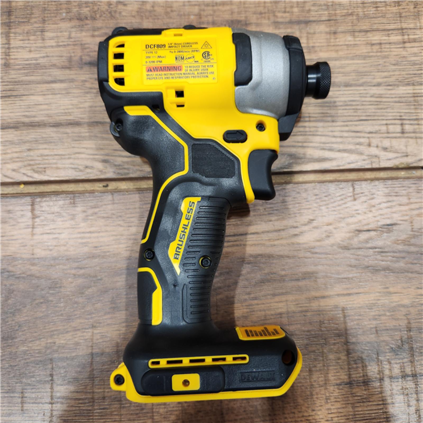 ASIS DEWALT ATOMIC 20V MAX* Brushless Cordless Compact 1/4 in. Impact