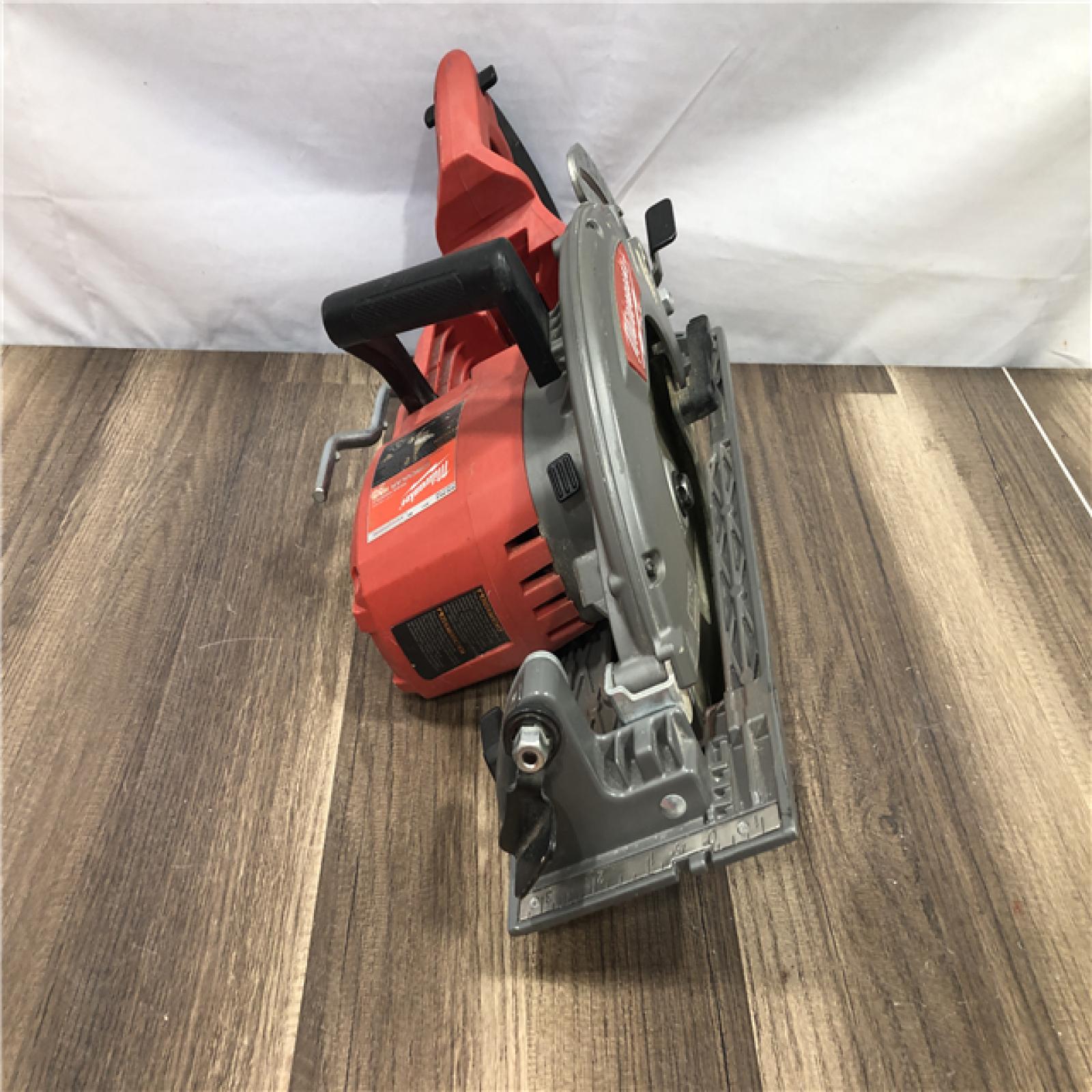 AS-IS Milwaukee  FUEL 18V Lithium-Ion Cordless 7-1/4 in. Rear Handle Circular Saw (Tool-Only)