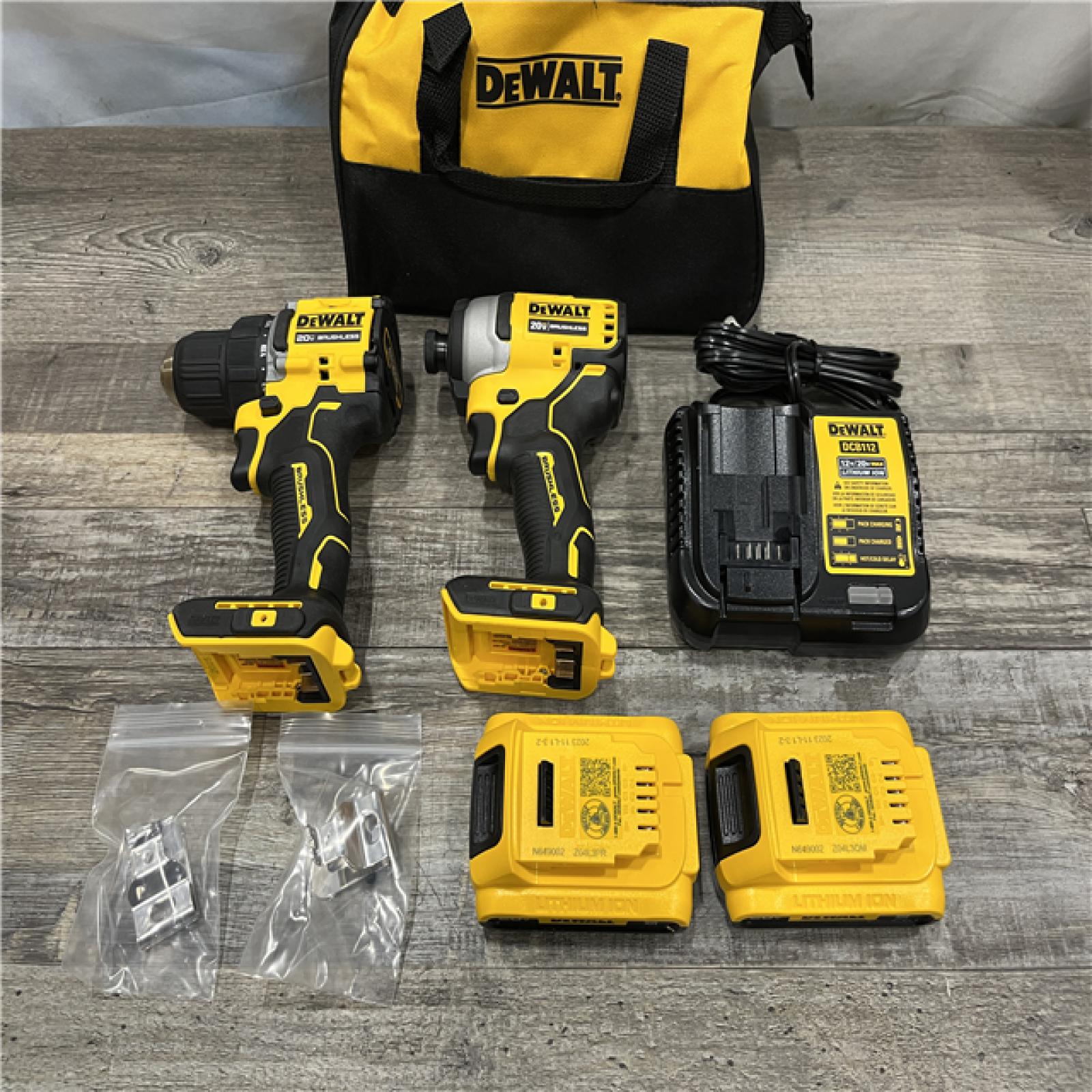 AS-IS DEWALT ATOMIC 20-Volt MAX Lithium-Ion Cordless Combo Kit