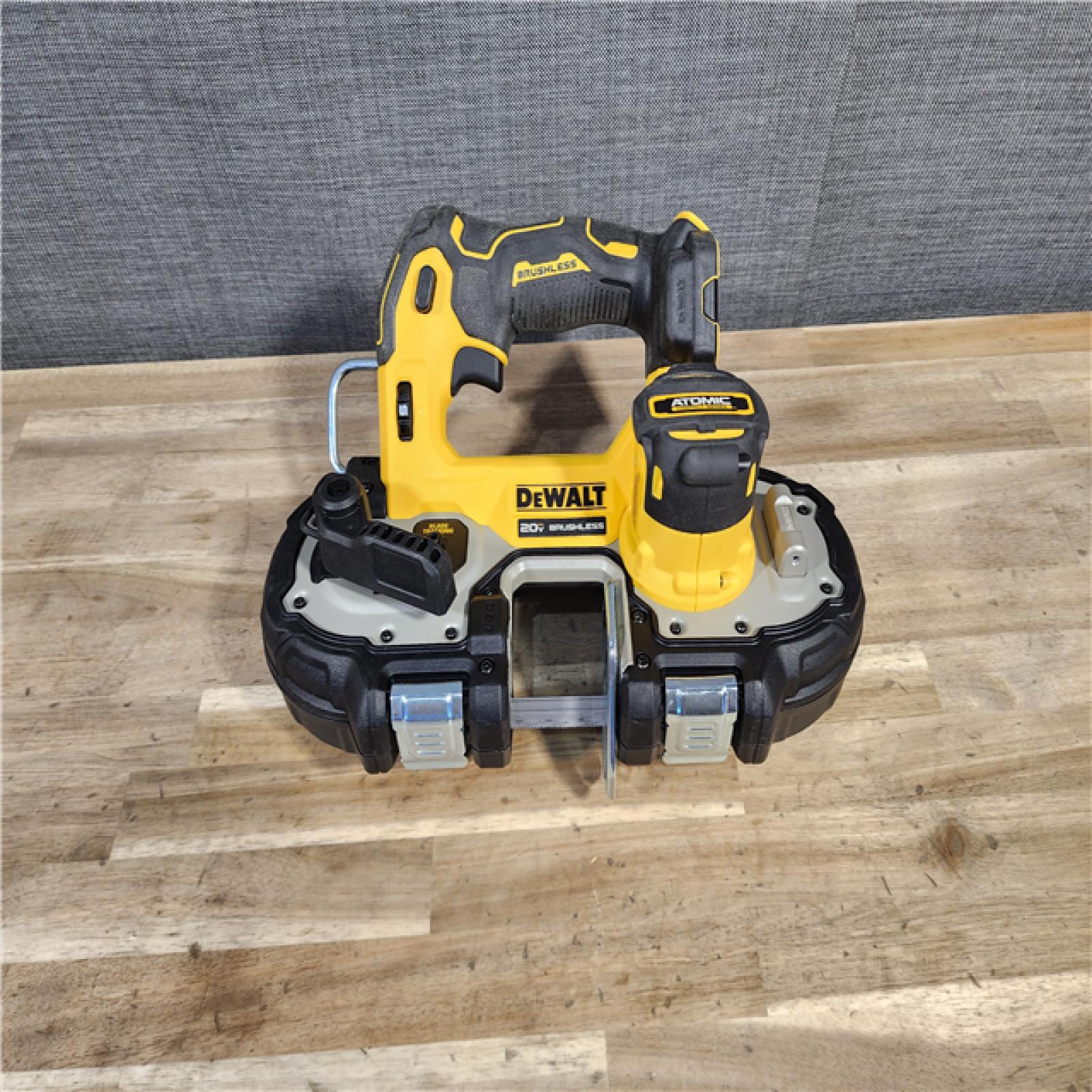 HOUSTON LOCATION - AS-IS Dewalt DCS377B 20V MAX ATOMIC Brushless Cordless 1-3/4  Compact Bandsaw (TOOL ONLY)