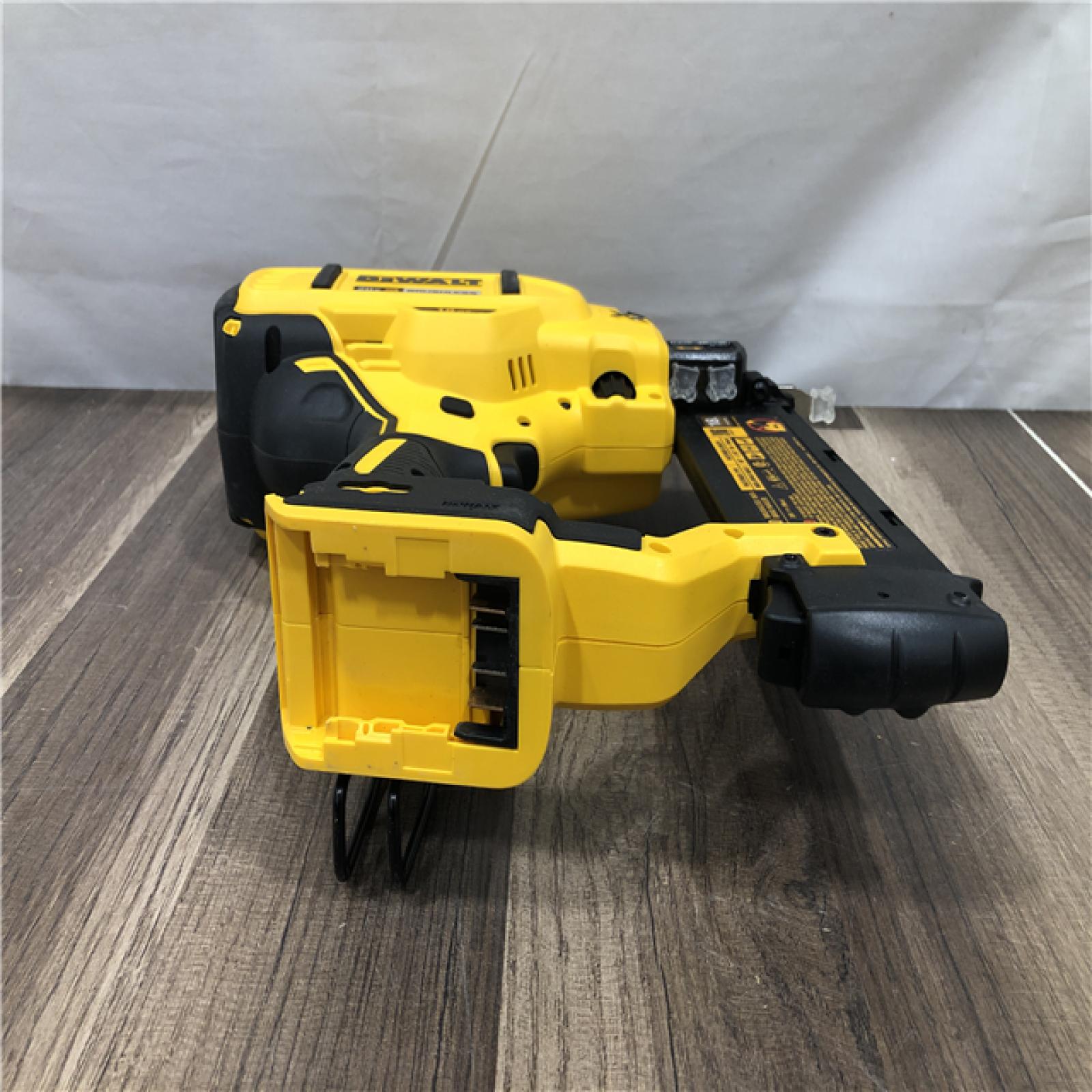 AS-IS DEWALT 20V MAX XR Lithium-Ion Electric Cordless 18-Gauge Brad Nailer (Tool Only)