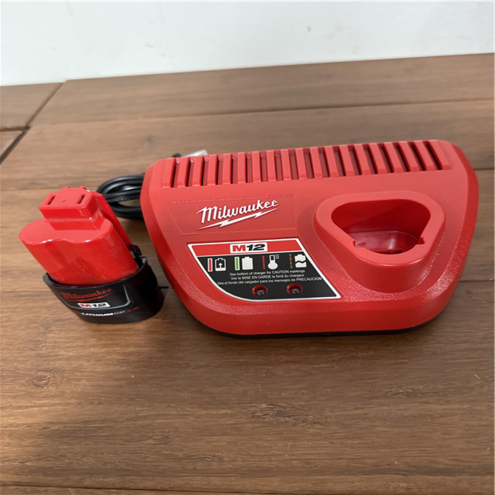 California AS-IS Milwaukee M12 Pex Expander Kit, Includes (1) Battery, Charger & Hard Case