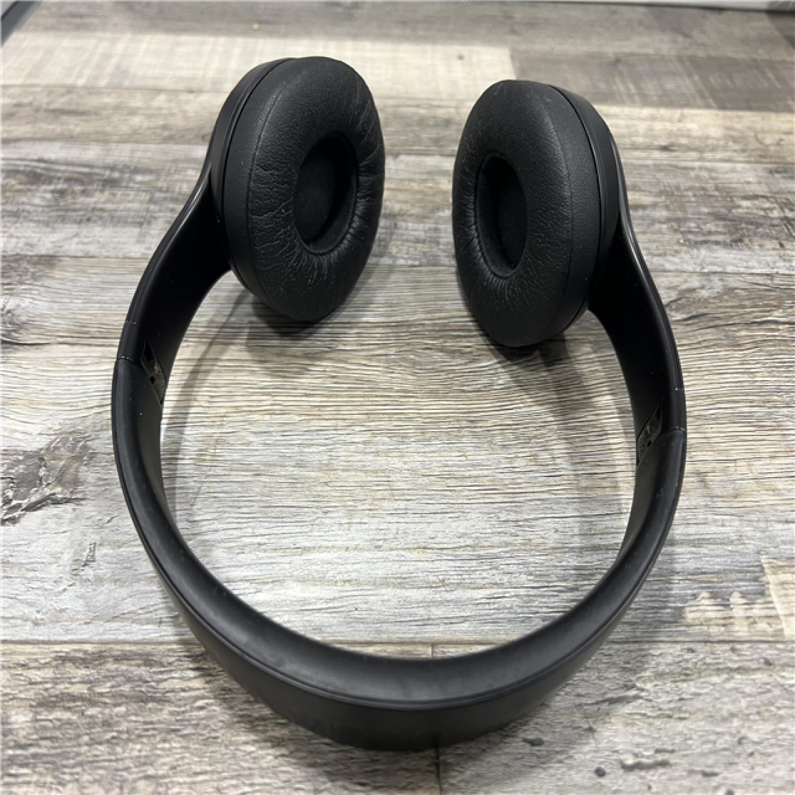 AS-IS Beats Solo3 Wireless On-Ear Headphones - Black Matte