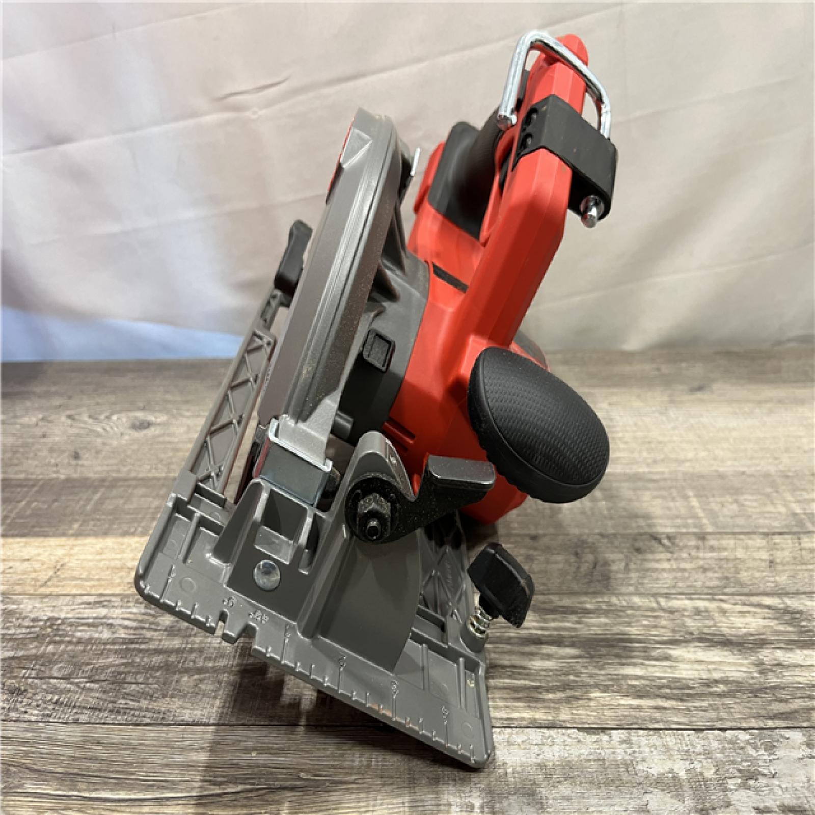 AS-IS Milwaukee FUEL 18V Lithium-Ion Brushless Cordless 7-1/4 in. Circular Saw (Tool-Only)