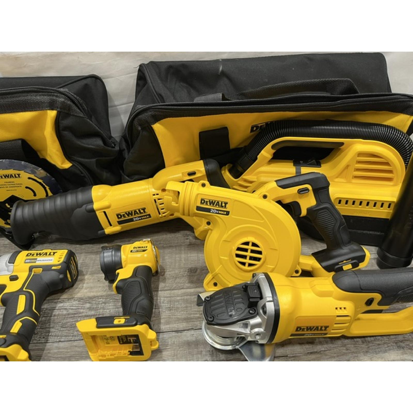 AS-IS DEWALT 20-Volt Max Lithium-Ion (10-Tool) Cordless Combo Kit