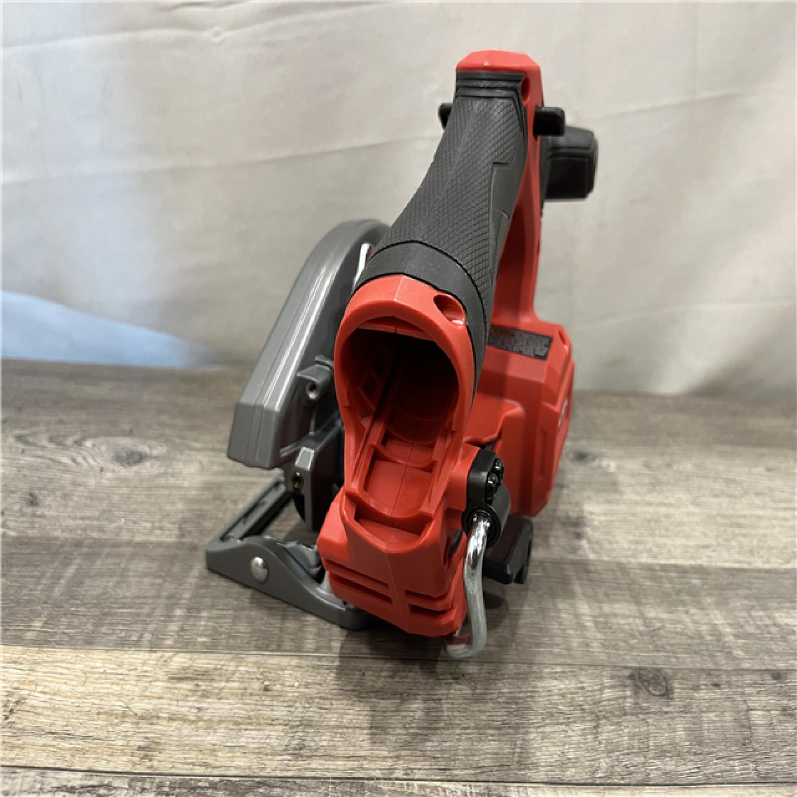 AS-IS Milwaukee FUEL 12V Lithium-Ion Brushless 5-3/8 in. Cordless Circular Saw (Tool-Only)