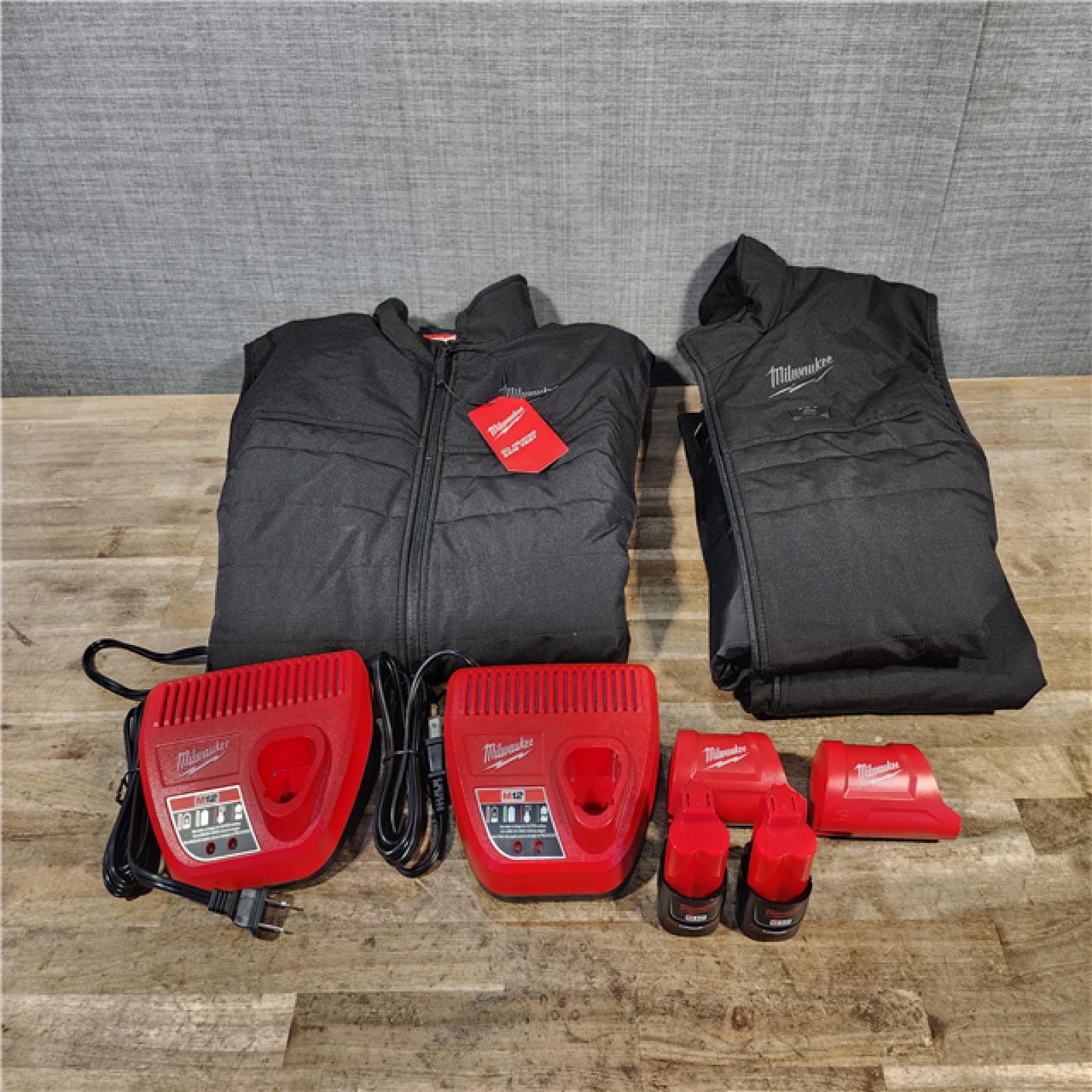 HOUSTON LOCATION - AS-IS MILWAUKEE 2 HEATED CLOTHING COMBO KIT