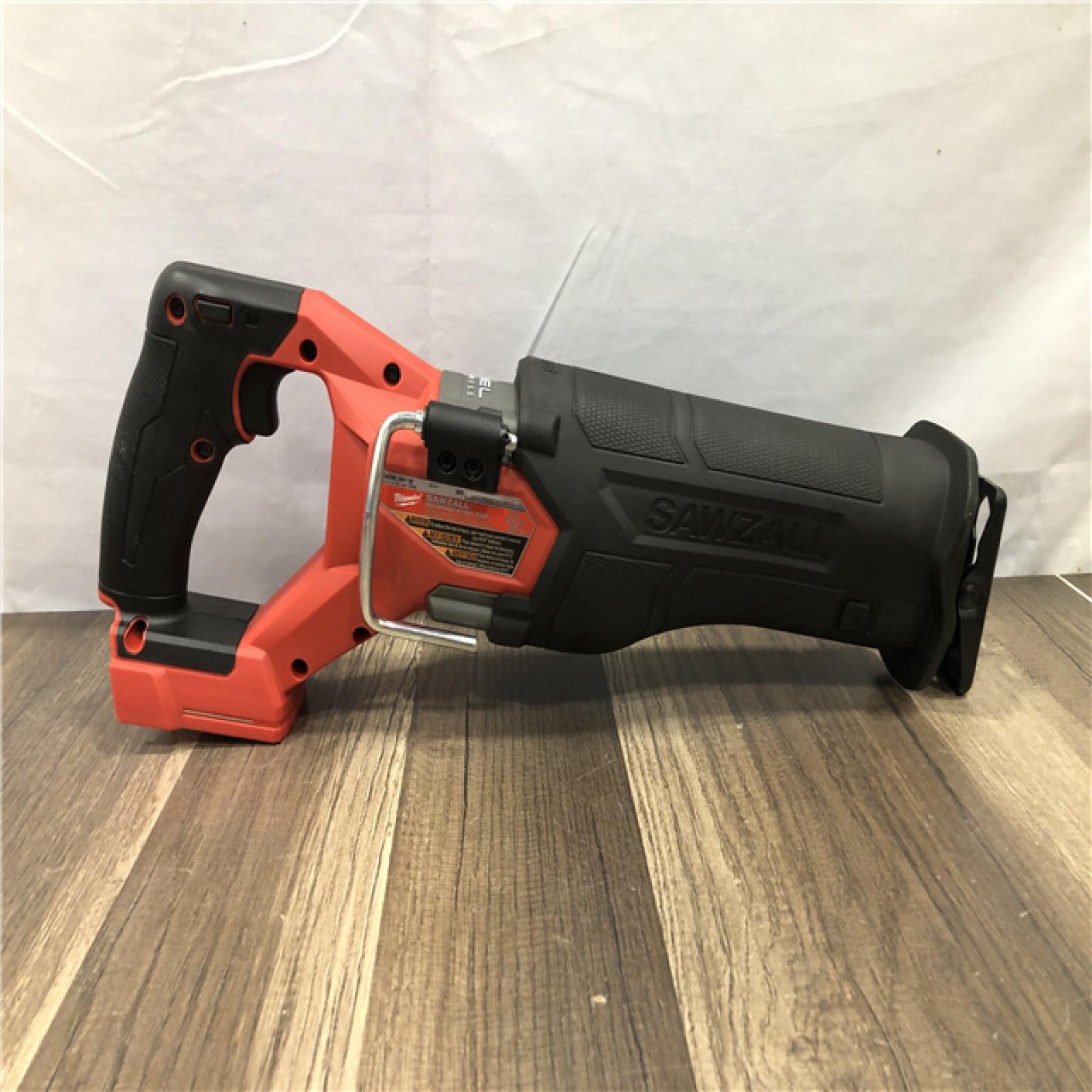 AS-IS Milwaukee FUEL GEN-2 18V Lithium-Ion Brushless Cordless SAWZALL Reciprocating Saw (Tool-Only)