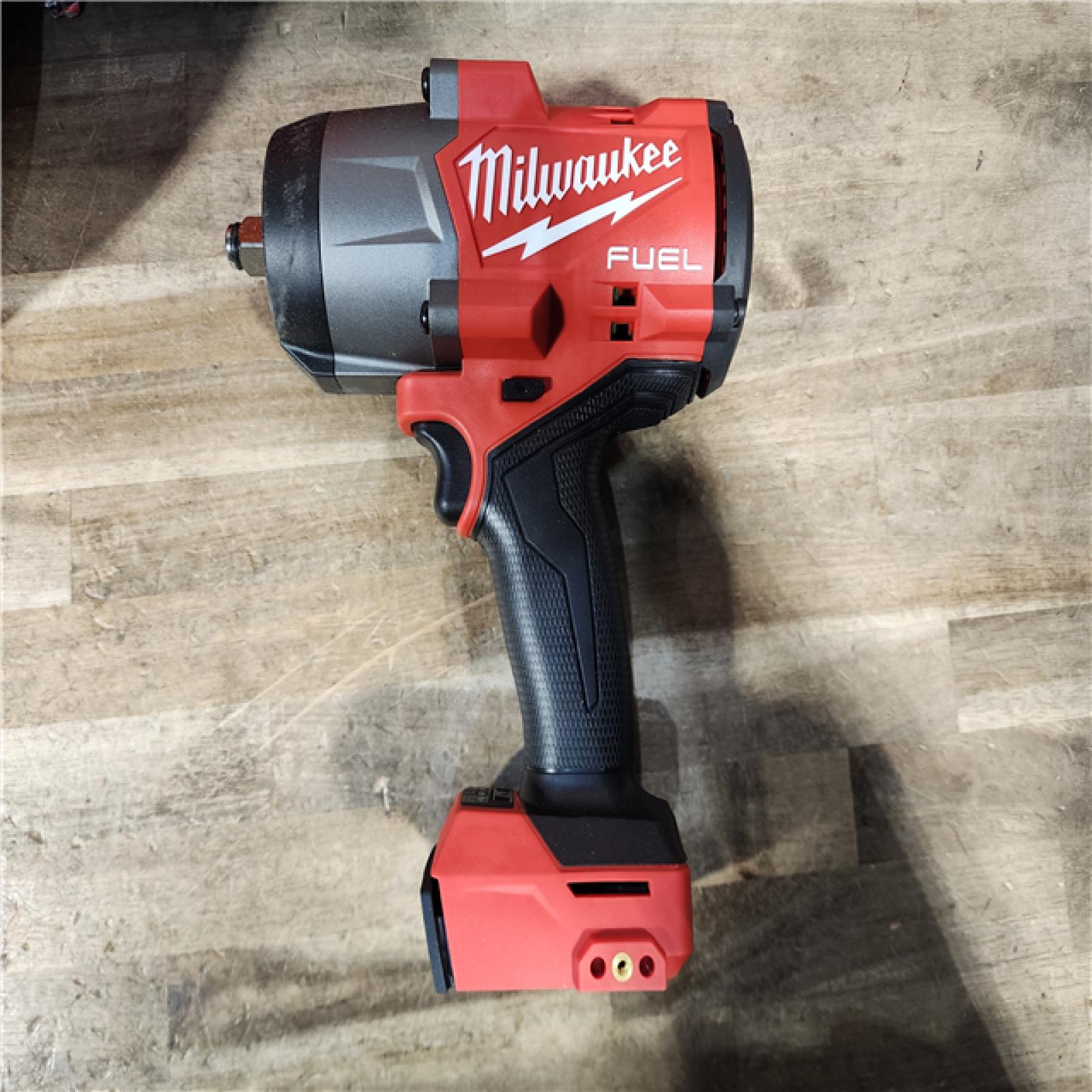 HOUSTON LOCATION - AS-IS Milwaukee M18 1/2 in. Cordless Brushless High Torque Impact Wrench Kit (Battery & Charger)