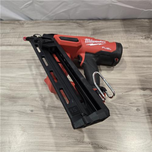 GOOD! - Milwaukee 2839-20 M18 FUEL 15 Ga. 18V Angled Finish Nailer (TOOL ONLY)