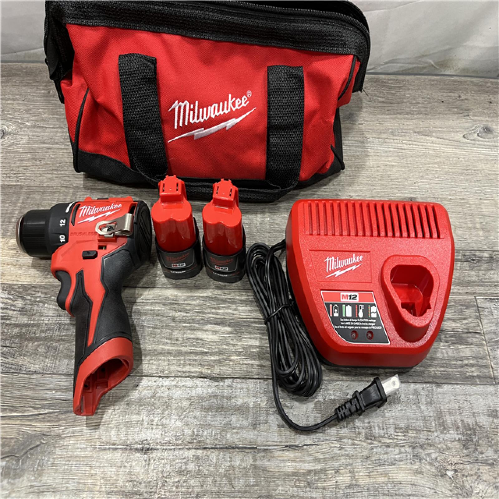 AS-IS Milwaukee 12-Volt Lithium-Ion Brushless Cordless Subcompact Brushless Drill Driver Kit