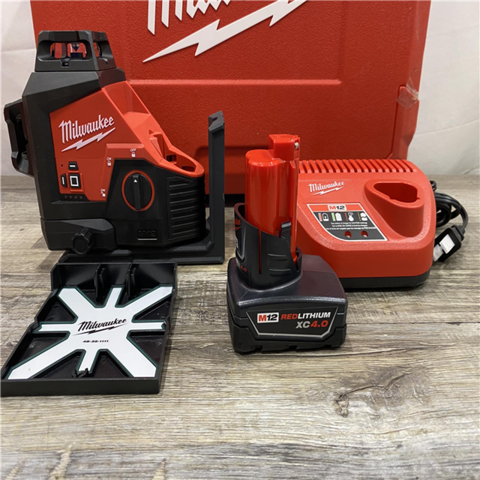 AS-IS Milwaukee 12-Volt Lithium-Ion Cordless Green 250 ft. 3-Plane Laser Level Kit